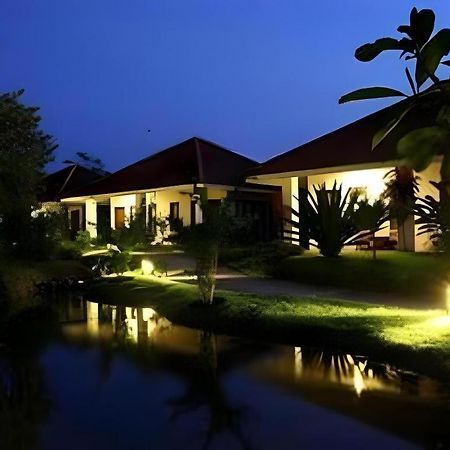Baan Chuengkao Resort Ranong Exterior foto